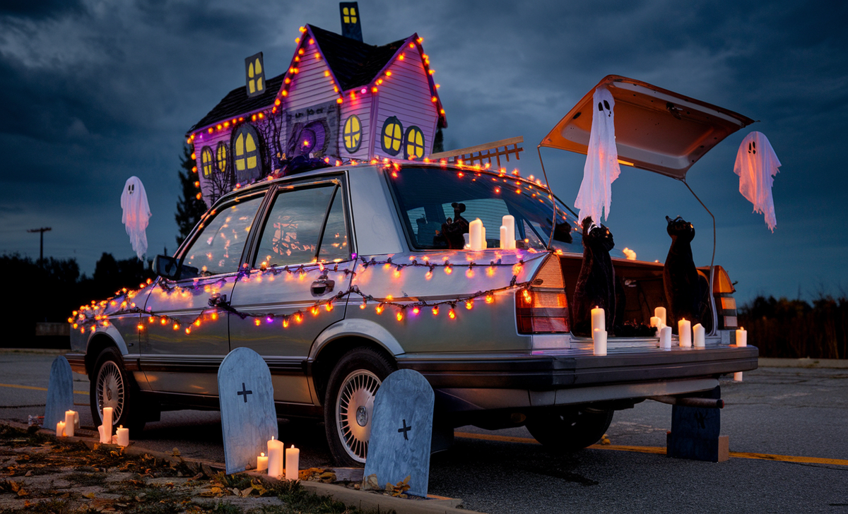 Haunted Mansion On Wheels