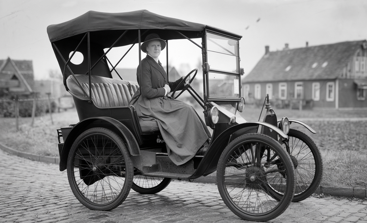 Who Is The Founder Of Mercedes A Historical Overview
