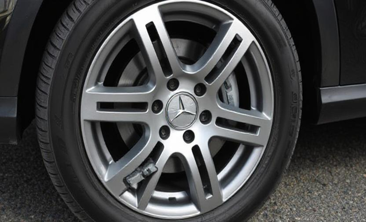What Is A Mercedes Spare Tire
